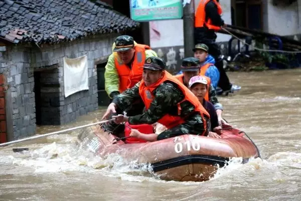 臺(tái)風(fēng)過(guò)后房子如何自救？汽車(chē)如何理賠？